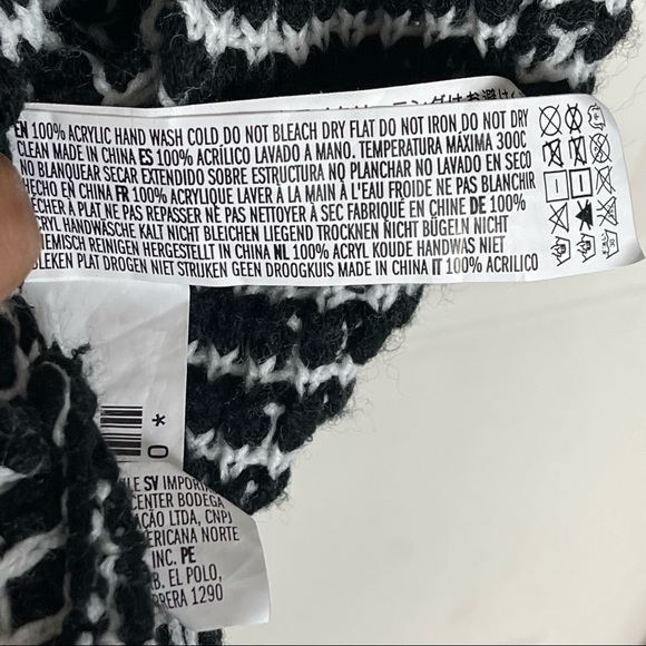 Forever 21 Knitted Black and White Relaxed Fit Cozy Cardigan 3/4 Sleeve … - Picture 6 of 7